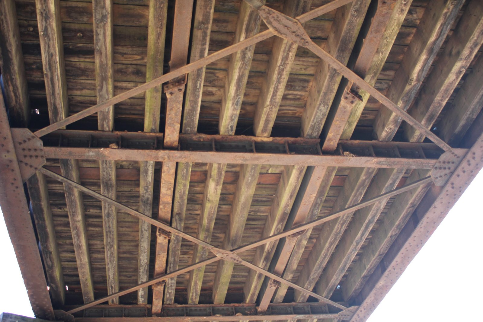 Girder floor details